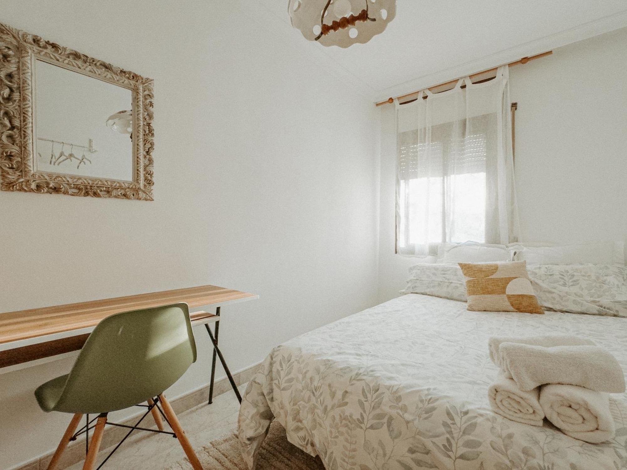Charming Rooms In Shared Apartment Near Camp Nou Barcelona Phòng bức ảnh